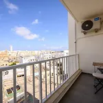 F11 3, Private Two Single Beds Shared Bathroom In Shared Flat Quarto em Acomodações Particulares