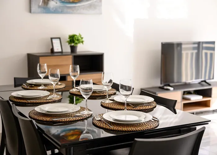 בית אירוח F11 3, Private Two Single Beds Shared Bathroom In Shared Flat